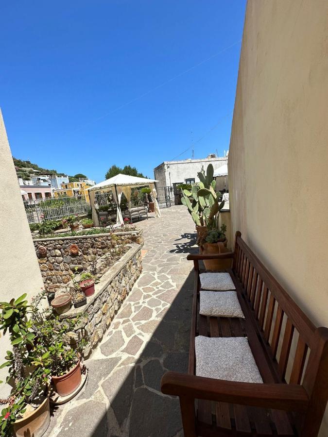 Ponza Inn- Casa Giovanna מראה חיצוני תמונה