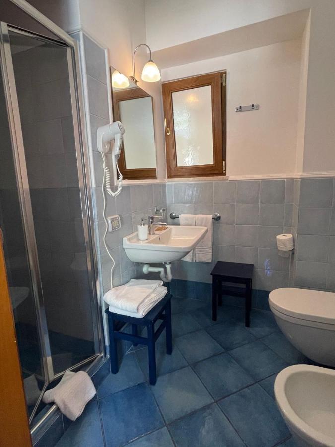 Ponza Inn- Casa Giovanna מראה חיצוני תמונה