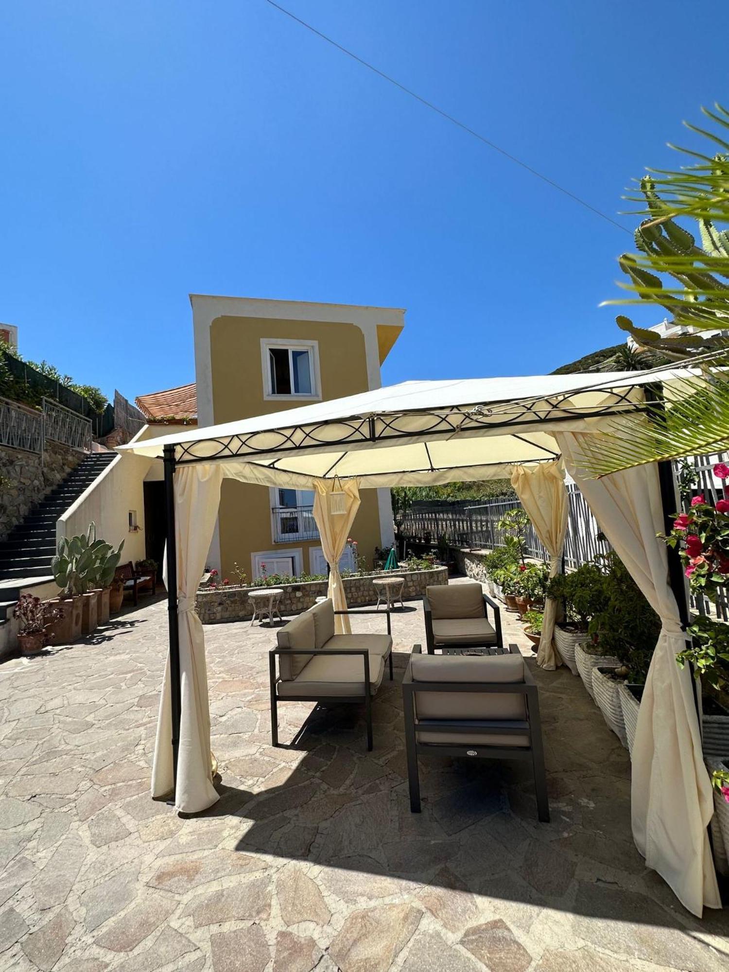 Ponza Inn- Casa Giovanna מראה חיצוני תמונה