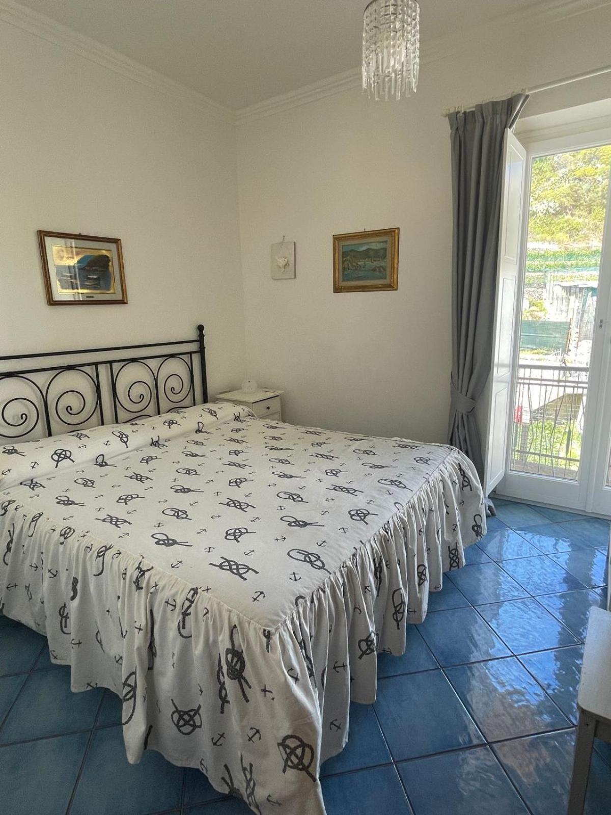 Ponza Inn- Casa Giovanna מראה חיצוני תמונה